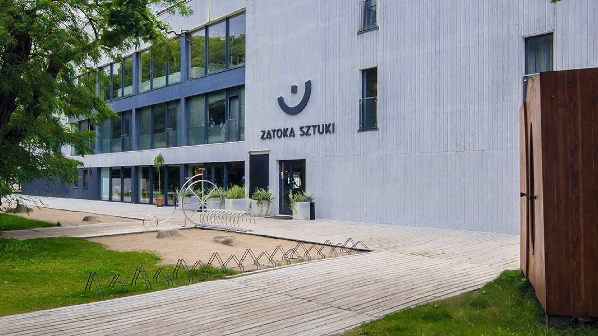 Cultural center - Zatoka Sztuki